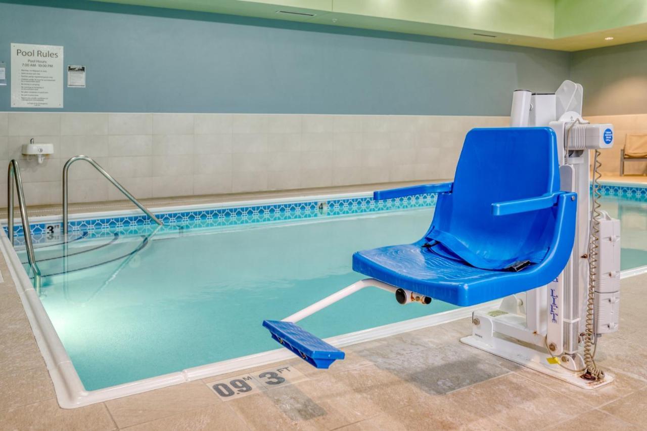 Holiday Inn Express Troy By Ihg Exterior foto