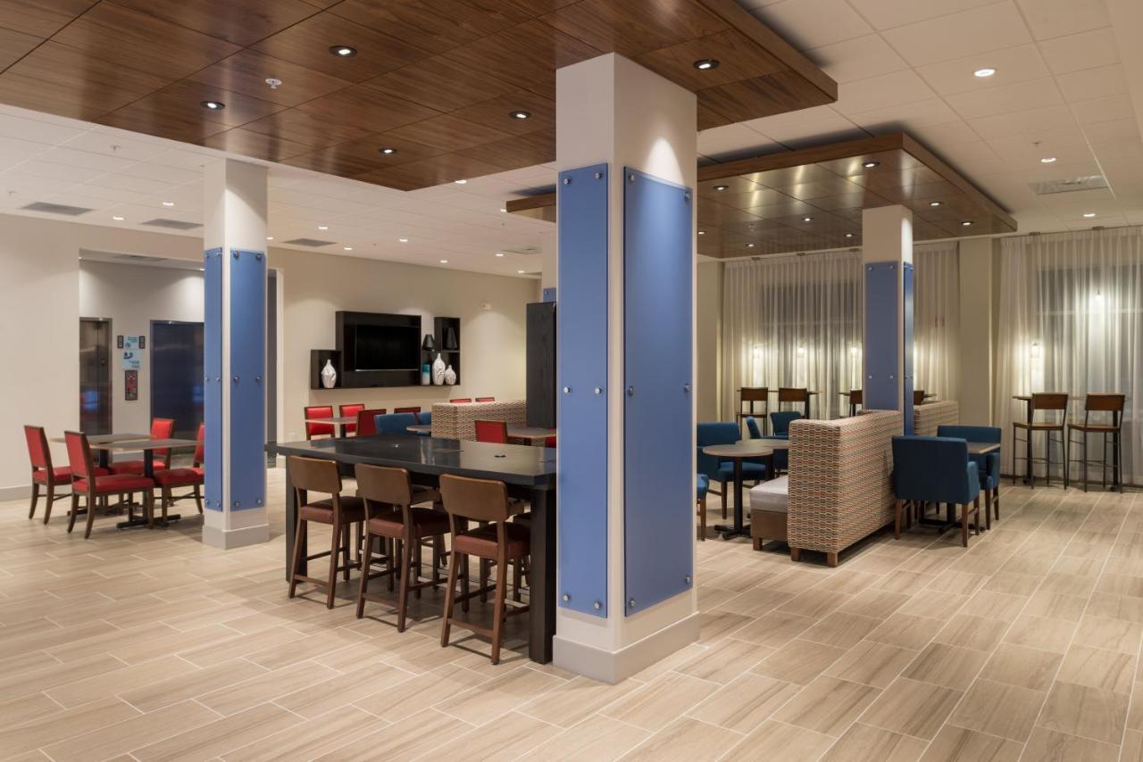 Holiday Inn Express Troy By Ihg Exterior foto