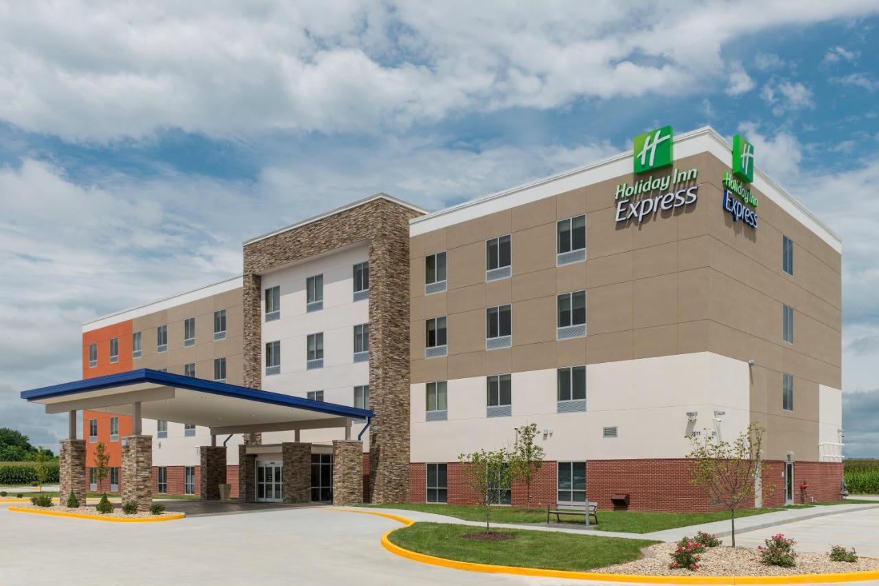 Holiday Inn Express Troy By Ihg Exterior foto